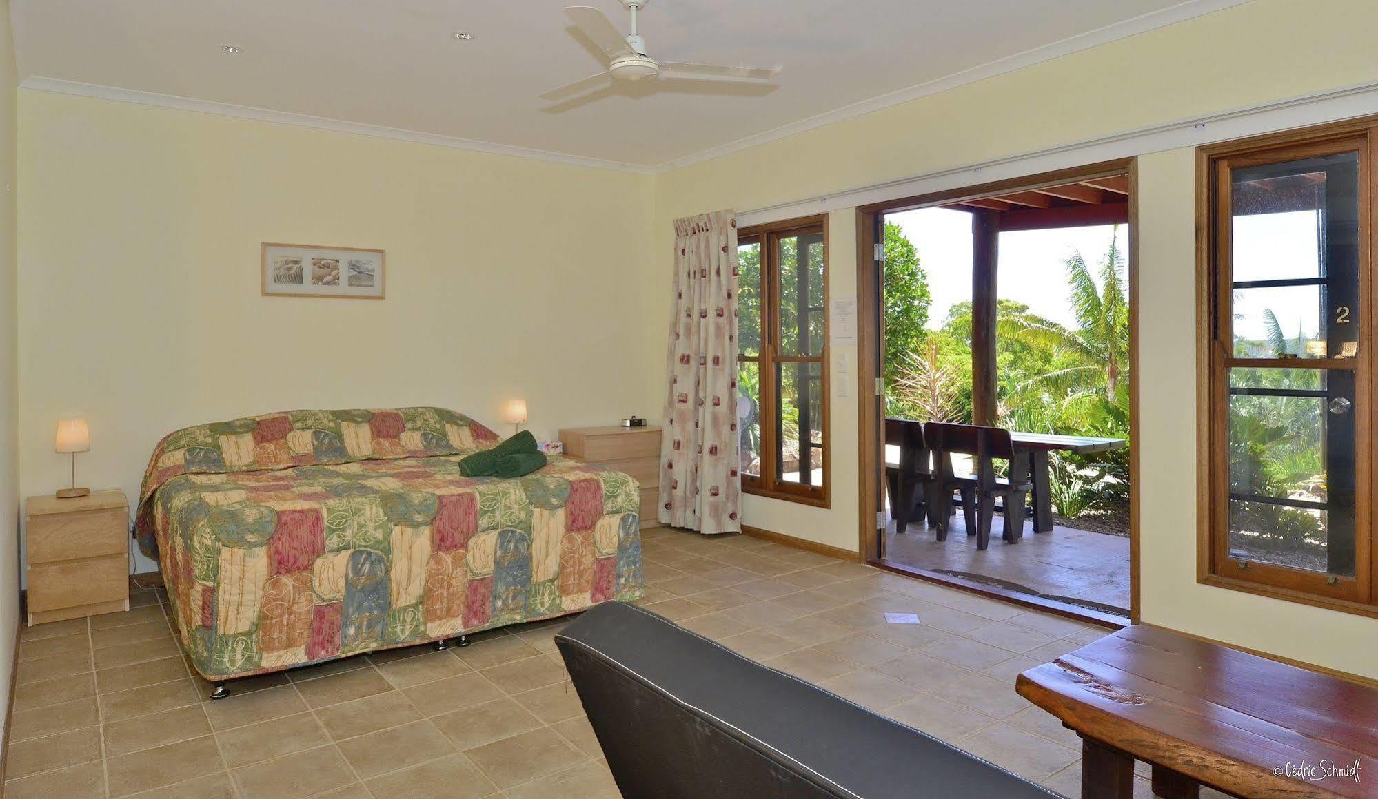 Escape 1770 - No Kids - No Smoking - No Partying (adults Only) 4* Agnes Water