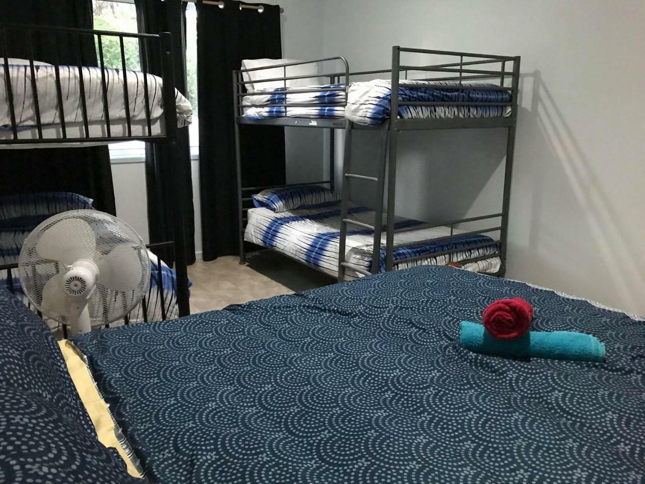 Homestay Castaway House- No Parties - No Pets